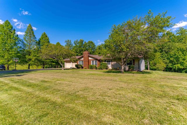 214 S 180 E County Road, Princeton, IN 47670