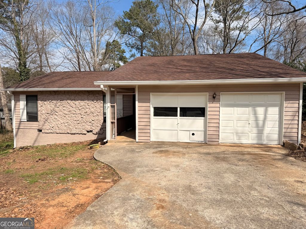 6928 Babbling Brook Drive, Rex, GA 30273