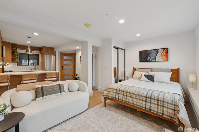 1375 Broadway Street, San Francisco, CA 94109