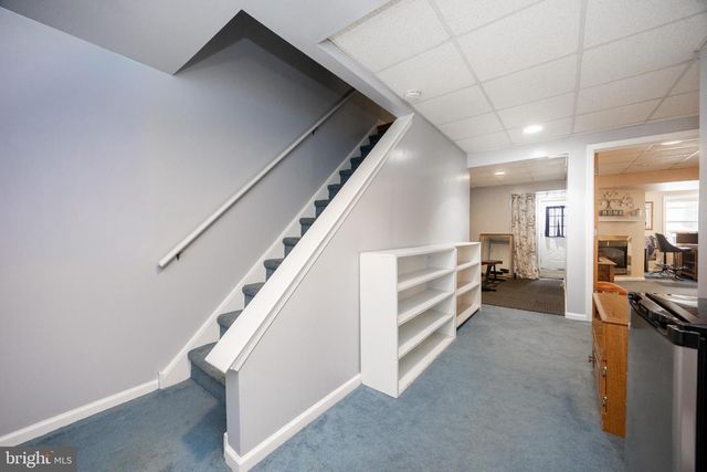 227 JONATHAN DR, North Wales, PA 19454