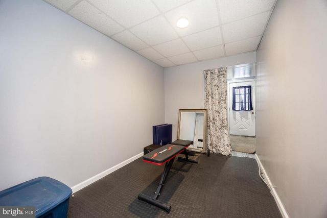 227 JONATHAN DR, North Wales, PA 19454