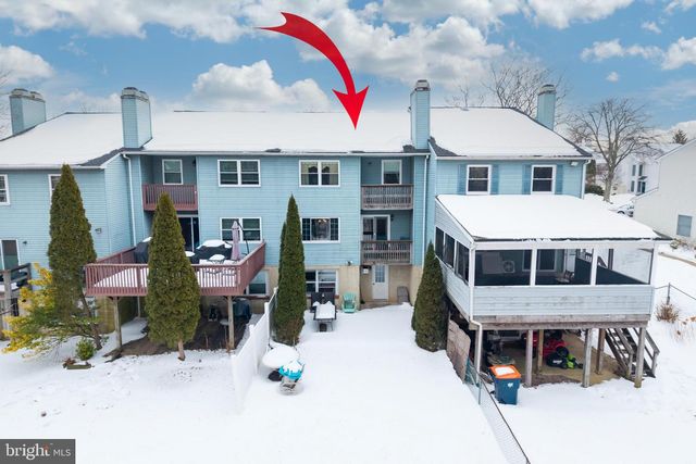 227 JONATHAN DR, North Wales, PA 19454