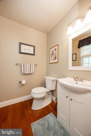 227 JONATHAN DR, North Wales, PA 19454