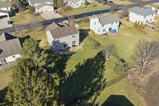 N7716 Maple Ridge ROAD, Oconomowoc, WI 53066