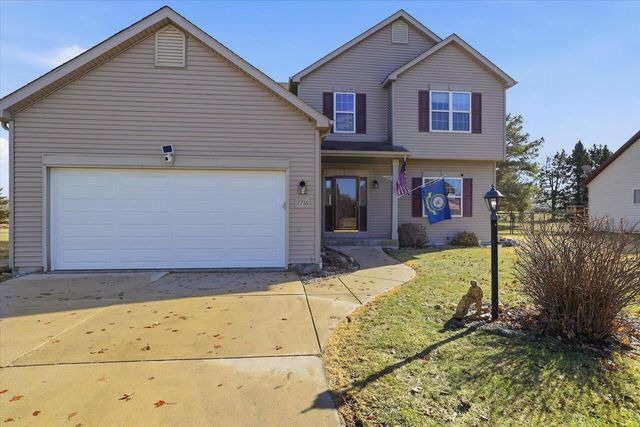 N7716 Maple Ridge ROAD, Oconomowoc, WI 53066