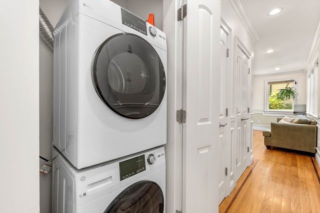 24 Custer St 1, Boston, MA 02130