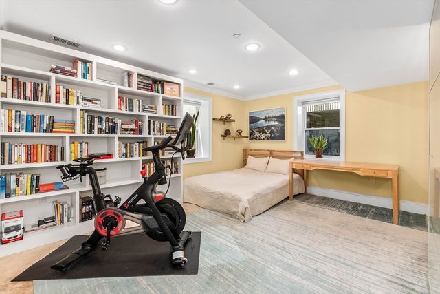 24 Custer St 1, Boston, MA 02130