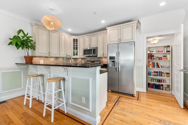 24 Custer St 1, Boston, MA 02130