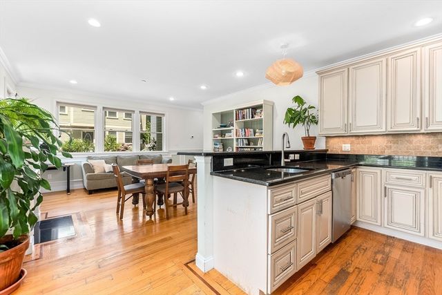 24 Custer St 1, Boston, MA 02130