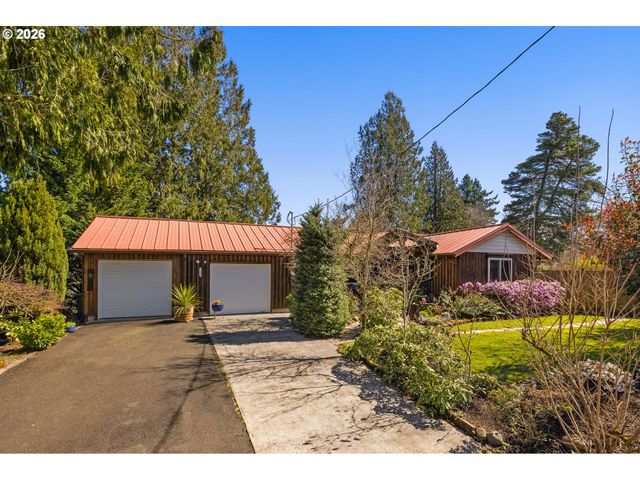 15880 Se BLUFF Rd, Sandy, OR 97055