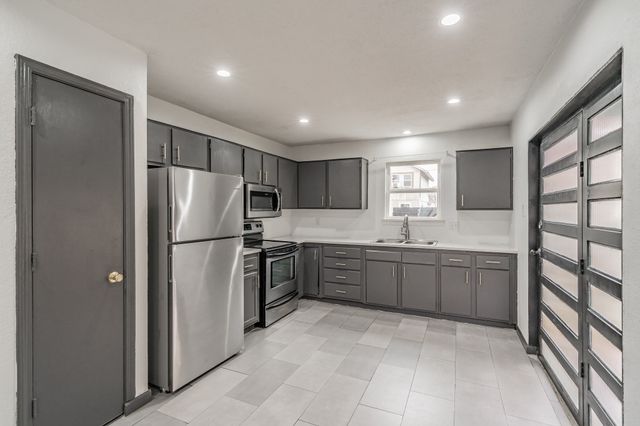 10332 Tamworth Drive, Dallas, TX 75217