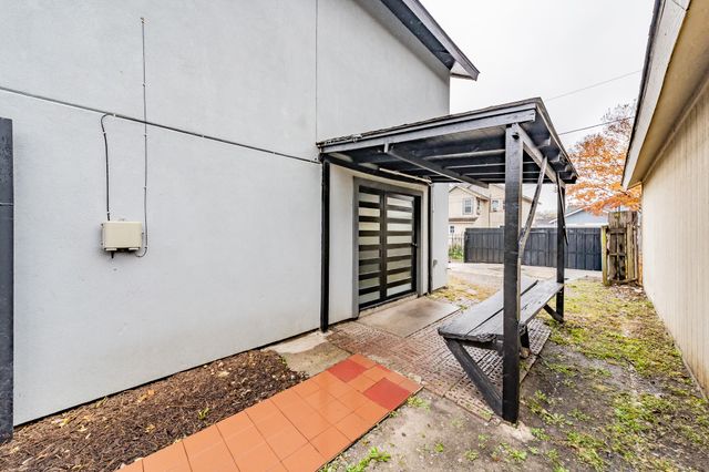 10332 Tamworth Drive, Dallas, TX 75217