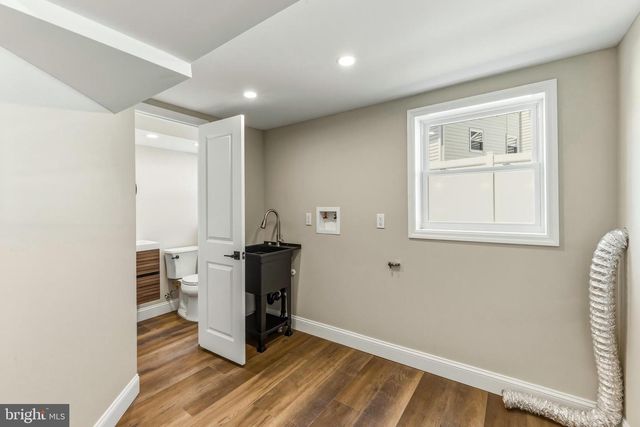 124 WHITMAN, Turnersville, NJ 08012