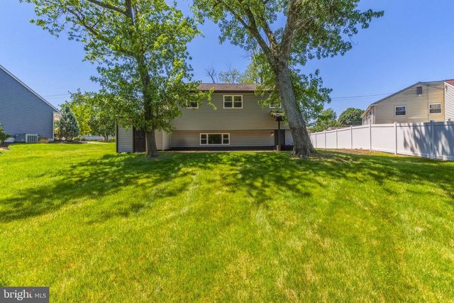 124 WHITMAN, Turnersville, NJ 08012