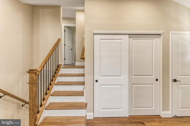 124 WHITMAN, Turnersville, NJ 08012