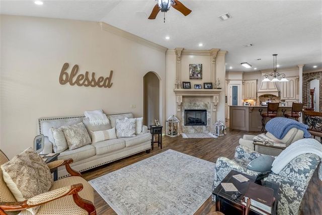 1981 Highway 90 W, Sulphur, LA 70663