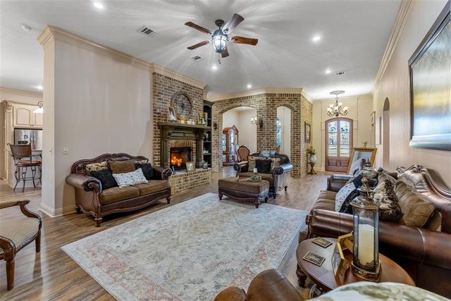 1981 Highway 90 W, Sulphur, LA 70663