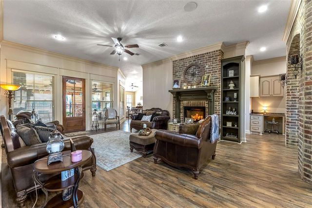 1981 Highway 90 W, Sulphur, LA 70663