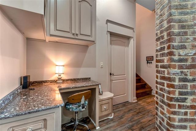 1981 Highway 90 W, Sulphur, LA 70663