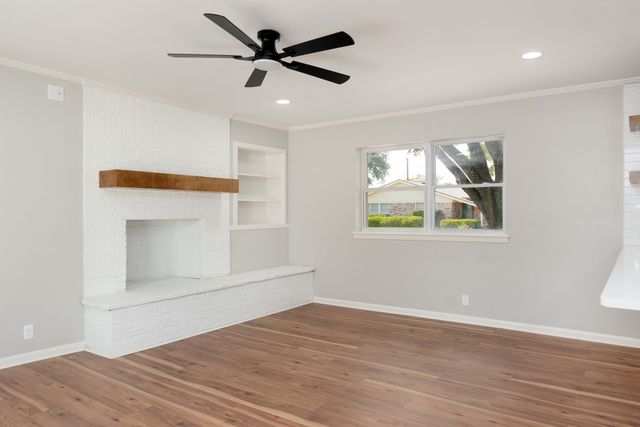 5700 Starling Circle, Haltom City, TX 76117
