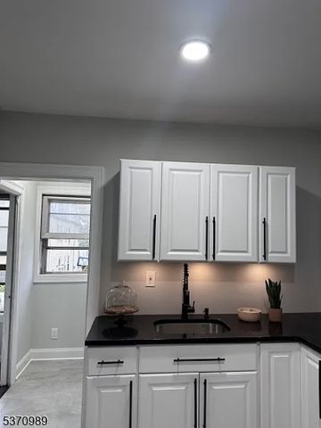 280 Forest St, Kearny Town, NJ 07032