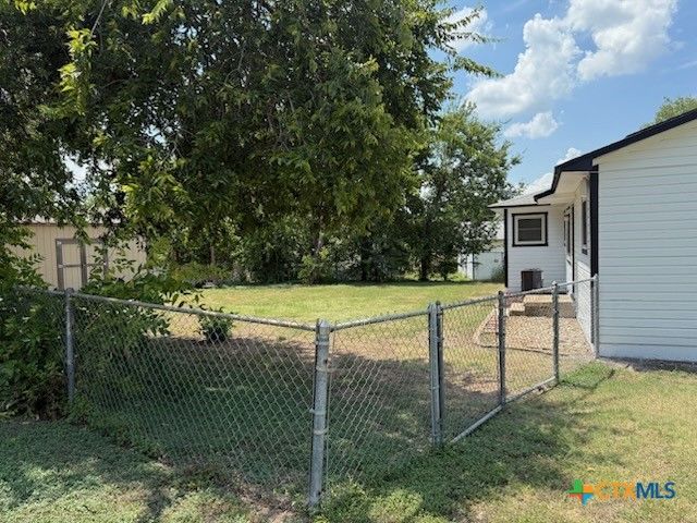 612 N 13th Street, Copperas Cove, TX 76522