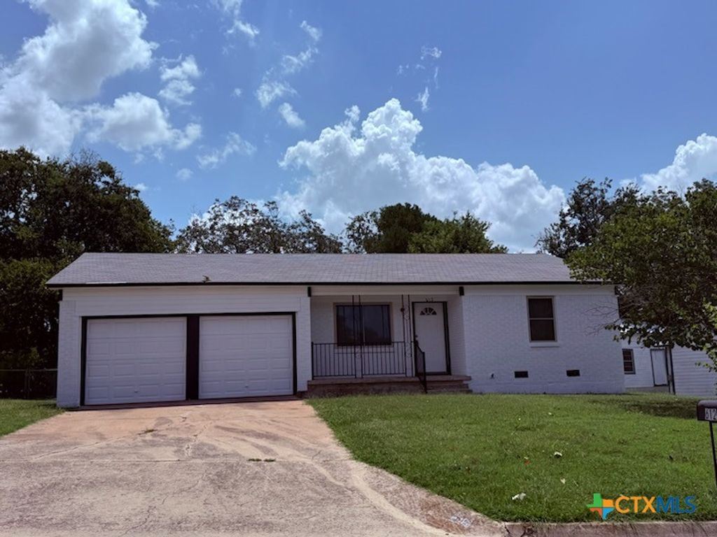 612 N 13th Street, Copperas Cove, TX 76522