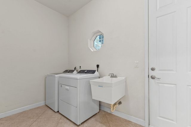 411 NW Sheffield Circle, Port St. Lucie, Port St Lucie, FL 34983