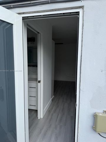 3030 SW 96th Ave 0, Miami, FL 33165