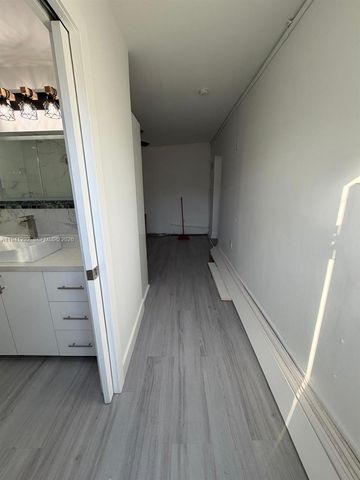 3030 SW 96th Ave 0, Miami, FL 33165