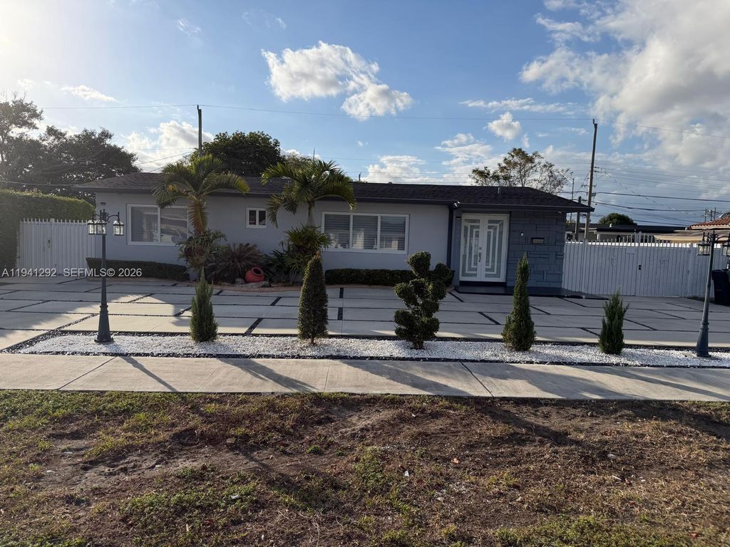 3030 SW 96th Ave 0, Miami, FL 33165