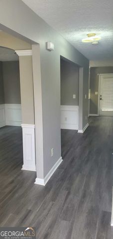 9487 Lakeview Road, Union City, GA 30291