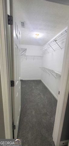 9487 Lakeview Road, Union City, GA 30291