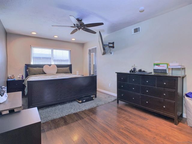 13035 Laurel St., Lakeside, CA 92040