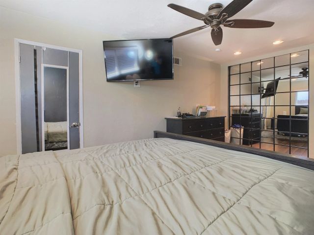 13035 Laurel St., Lakeside, CA 92040