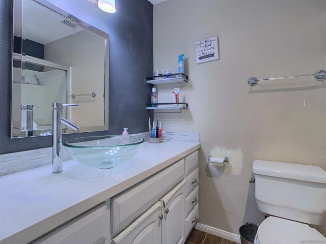 13035 Laurel St., Lakeside, CA 92040