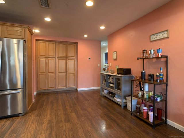 13035 Laurel St., Lakeside, CA 92040