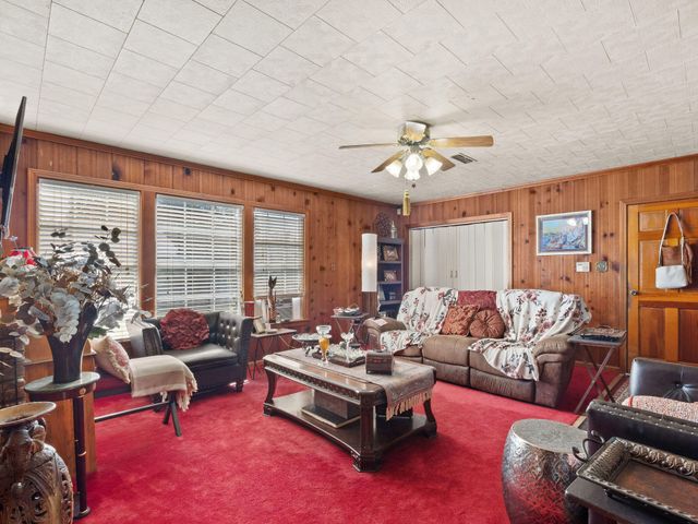 3802 Auburn St, Lake Charles, LA 70607