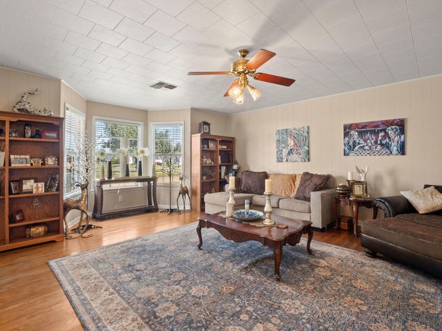 3802 Auburn St, Lake Charles, LA 70607