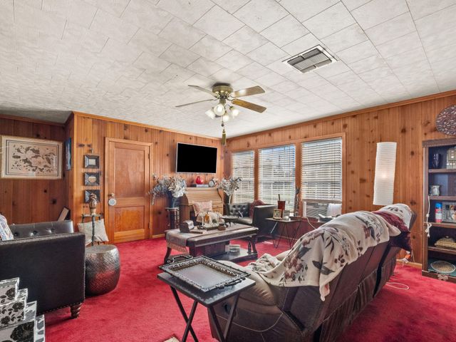 3802 Auburn St, Lake Charles, LA 70607