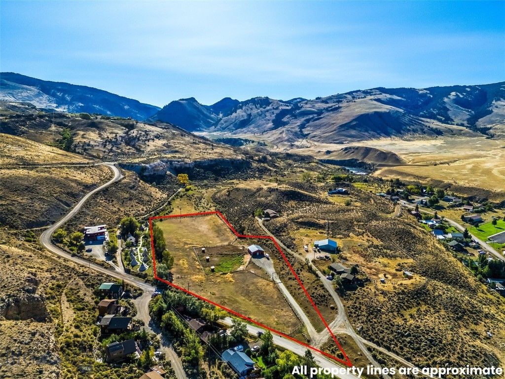 NHN Jardine Road, Gardiner, MT 59030 photo 3