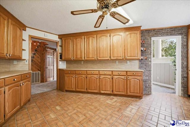 25560 Hwy 151, Mcbee, SC 29101