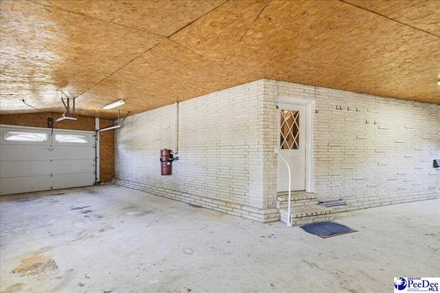 25560 Hwy 151, Mcbee, SC 29101