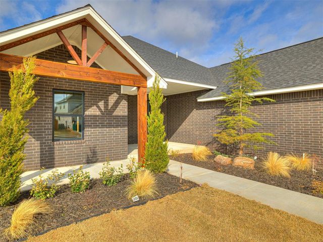 16001 Catalonia Place, Oklahoma City, OK 73170