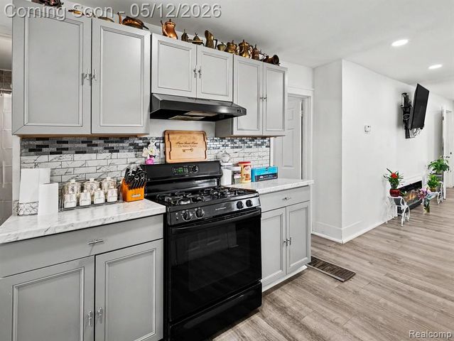 7268 Hupp Avenue, Warren, MI 48091