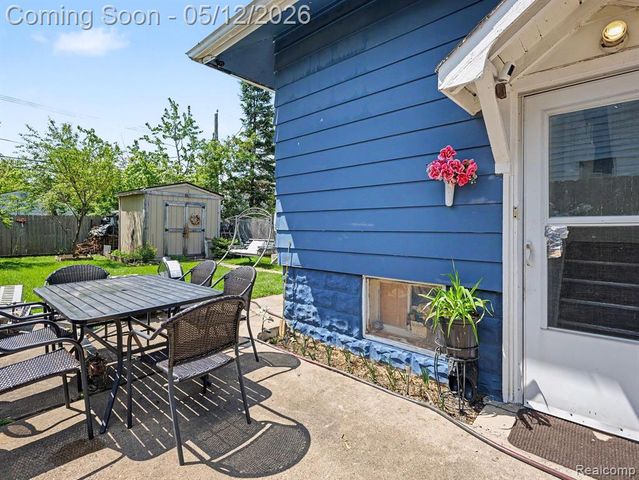 7268 Hupp Avenue, Warren, MI 48091
