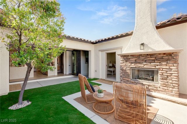 12024 Whitehills Street, Las Vegas, NV 89141