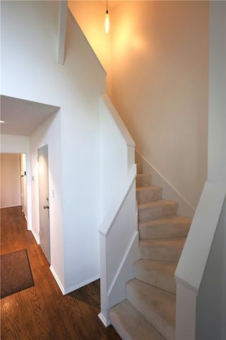 5922 Howe St 304, Shadyside, PA 15232