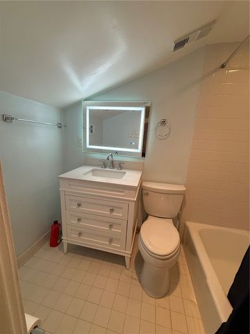 5922 Howe St 304, Shadyside, PA 15232