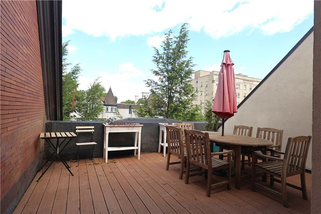 5922 Howe St 304, Shadyside, PA 15232
